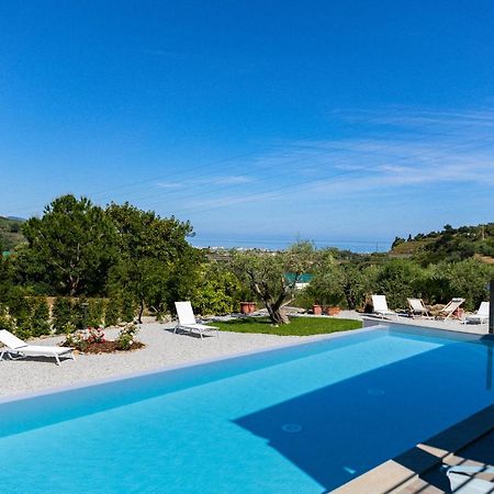 Bioagriturismo Antica Sena Milici Eksteriør billede