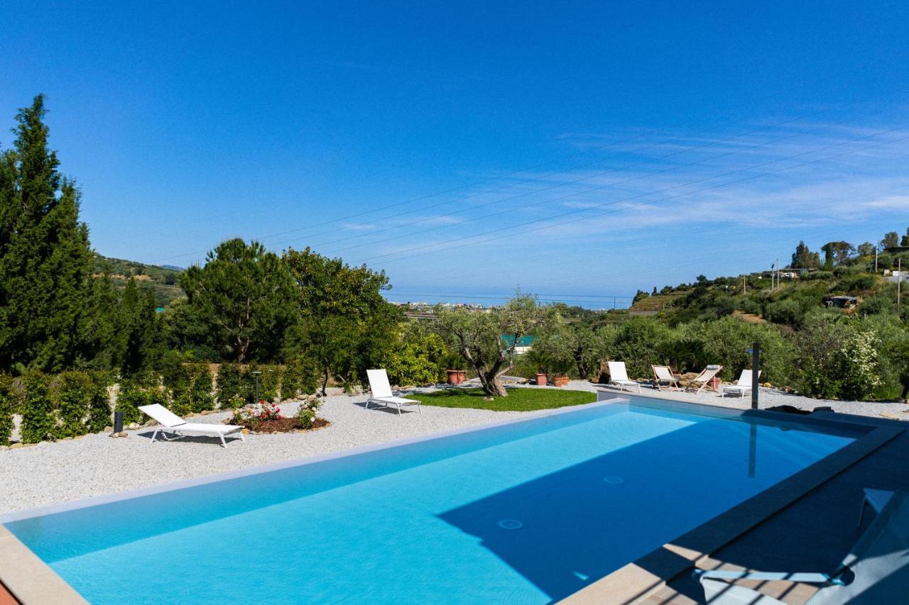 Bioagriturismo Antica Sena Milici Eksteriør billede