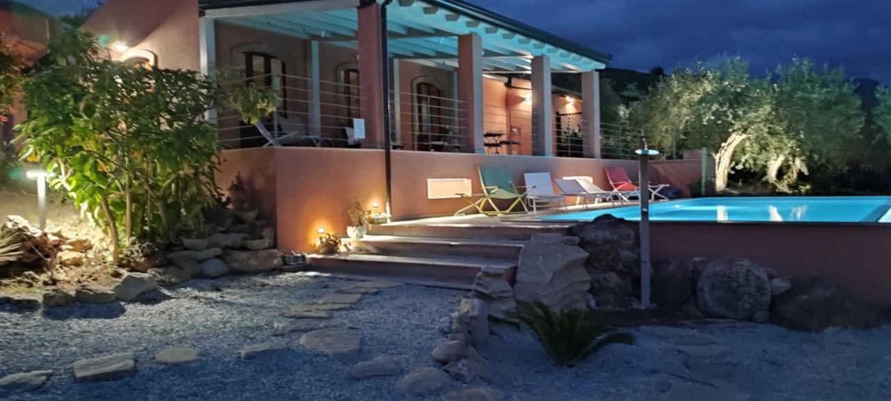 Bioagriturismo Antica Sena Milici Eksteriør billede