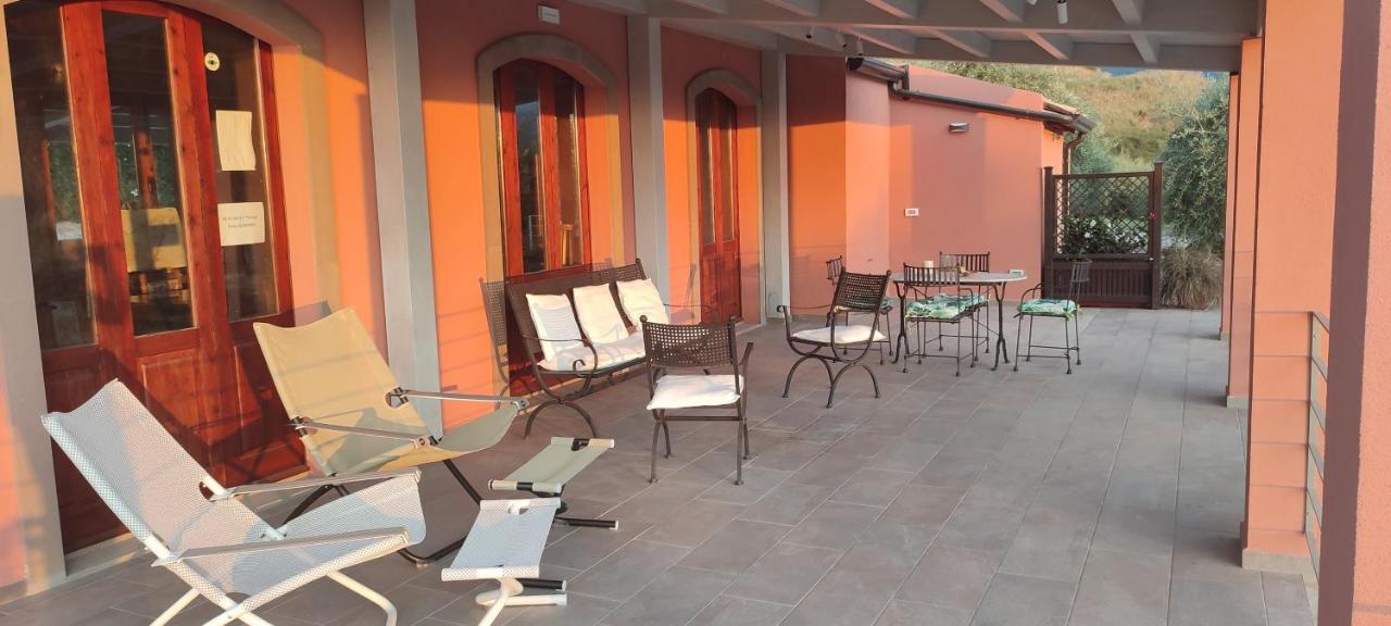 Bioagriturismo Antica Sena Milici Eksteriør billede