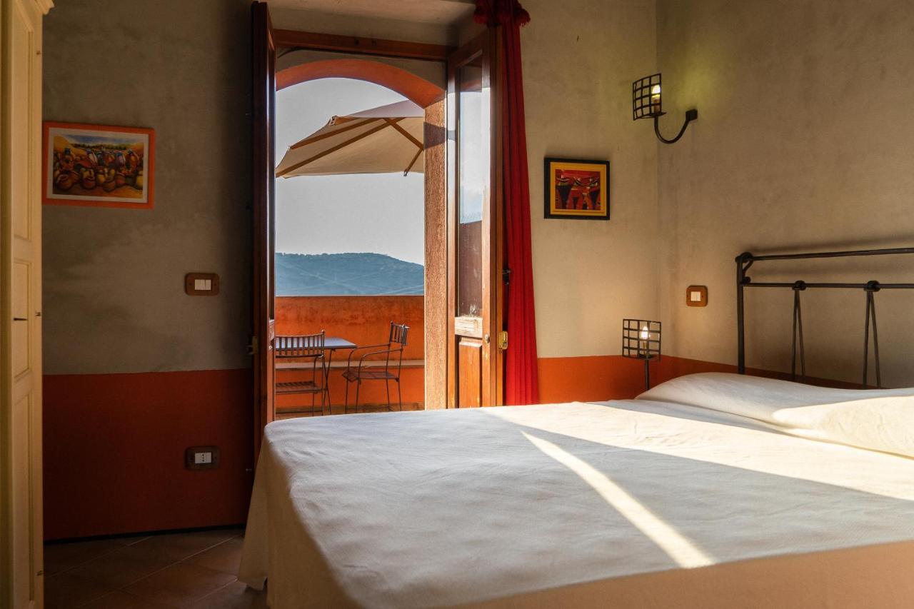 Bioagriturismo Antica Sena Milici Eksteriør billede